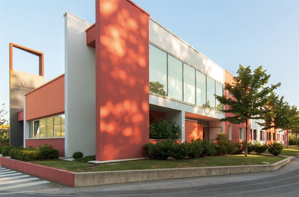 Hotel Cluentum Tolentino Exterior foto