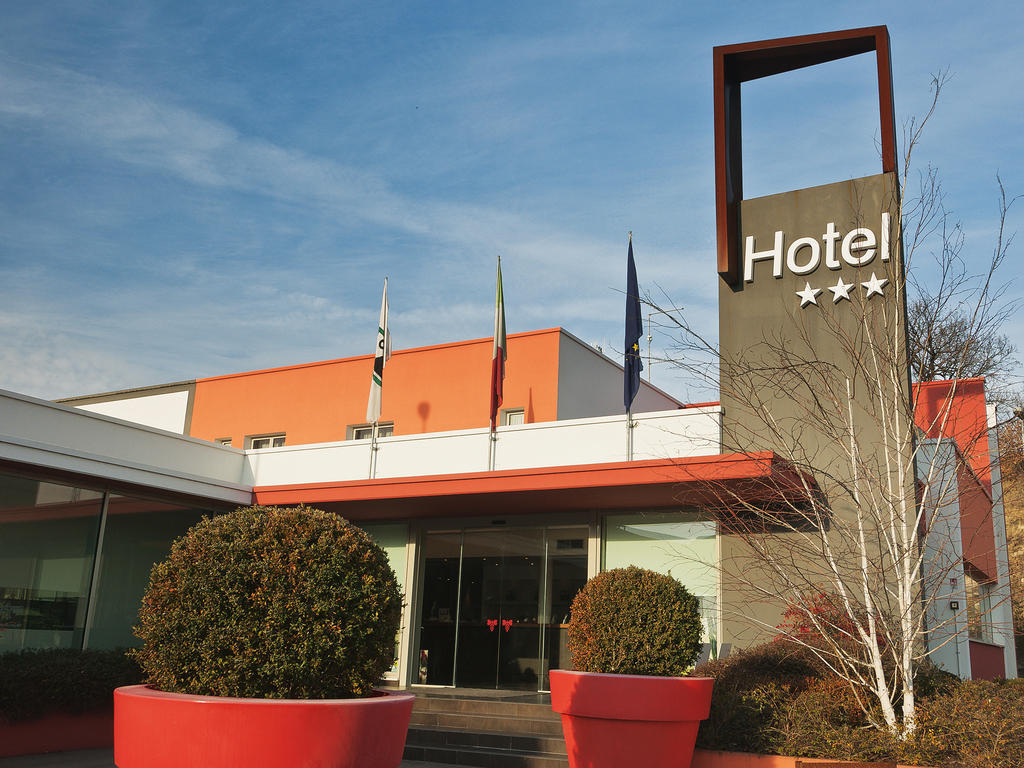 Hotel Cluentum Tolentino Exterior foto