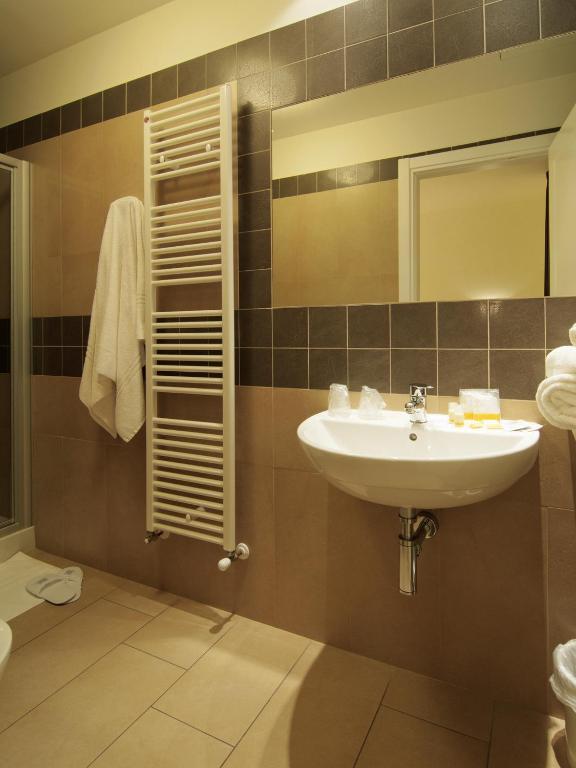 Hotel Cluentum Tolentino Habitación foto